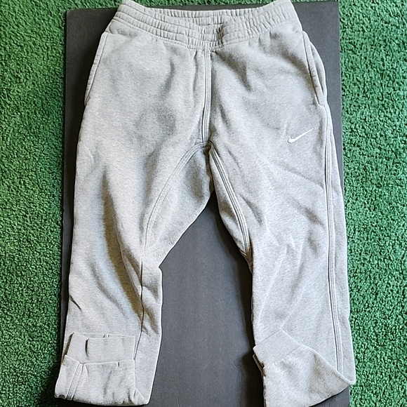 Nike Kids Light Gray Joggers - Picture 1 of 2